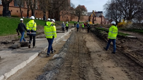 Obchód mediów na placu budowy na Bulwarze Filadelfijskim/fot. Michał Zaręba