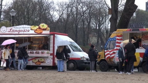 Festiwal Food Trucków na Wyspie Młyńskiej w Bydgoszczy/Fot. (jw)