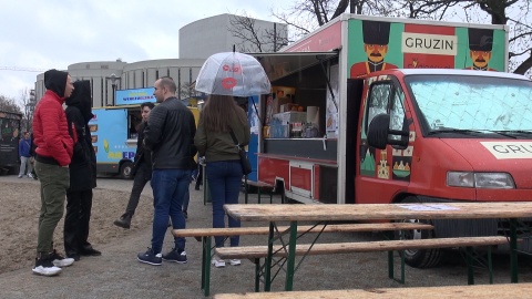 Festiwal Food Trucków na Wyspie Młyńskiej w Bydgoszczy/Fot. (jw)