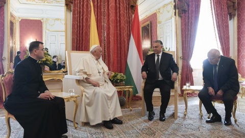 Pierwszy dzień wizyty papieża na Węgrzech/fot. Vatican media/PAP/EPA