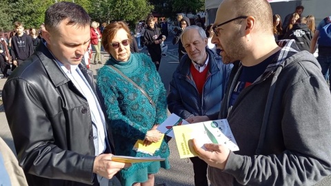 Bydgoszcz uczestniczy w międzynarodowej akcji Streets For Kids - ulice dla dzieci. Celem wydarzenia jest zwrócenie uwagi na bezpieczeństwo dzieci w drodze do szkoły. Do akcji przyłączyła się Szkoła Podstawowa nr 64 na Osowej Górze/fot. Tatiana Adonis