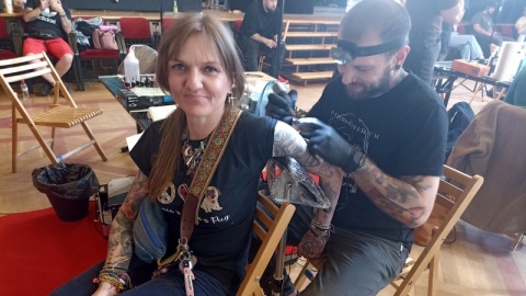 25 tatuażystów z całej Polski przyjechało do Torunia. Biorą udział w akcji „Charytatywny Walk in Day"/fot. Monika Kaczyńska