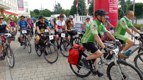 Rowerowa Sztafeta Kopernikowska wystartowała w czwartek (25 maja) spod Urzędu Marszałkowskiego w Toruniu. Wydarzenie zorganizowano z okazji 550. rocznicy urodzin Mikołaja Kopernika/fot. Michał Zaręba