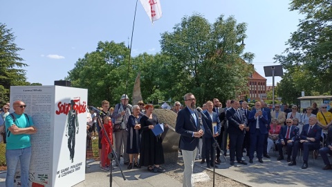 Skwer u zbiegu ul. Wały gen. Sikorskiego - Aleja Solidarności w Toruniu od niedzieli nosi nazwę Plac 4-go czerwca 1989 r./fot. Monika Kaczyńska