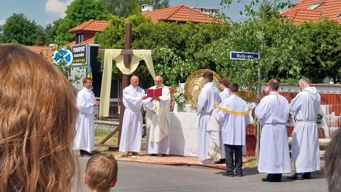 Mieszkańcy Niemcza licznie wzięli udział w procesji Bożego Ciała/fot: Jolanta Fischer