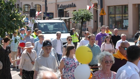 Było kolorowo, tanecznie i śpiewająco, a najważniejszymi bohaterami zostały dzieci. Wszystko za sprawą hasła przewodniego: „Dzieci przyszłością Polski". Ulicami Bydgoszczy przeszedł Marsz dla Życia i Rodziny/fot. Michał Jędryka