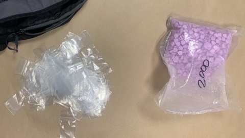 Bydgoscy policjanci zatrzymali 29-latka, u którego zabezpieczyli ponad 4,5 kilograma narkotyków/fot. materiały policji
