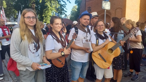 10 dni i ponad 300 km do przejścia – w piątek (7 lipca) z Bydgoszczy wyruszyła diecezjalna Piesza Pielgrzymka na Jasną Górę/fot. Tatiana Adonis