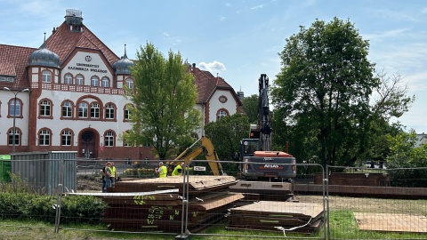 Budowa na placu Weyssenhoffa/fot. Tomasz Kaźmierski