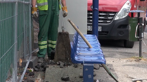 Trwa rewitalizacja placu Kościeleckich. W poniedziałek (17 lipca) rozpocznie się przebudowa północnej części placu, w tym jezdni. Ten etap robót wiąże się ze zmianami w organizacji ruchu oraz zmianami w funkcjonowaniu komunikacji publicznej/fot. jw