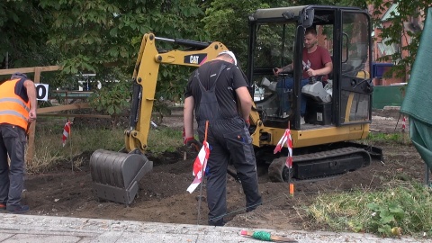 Trwa rewitalizacja placu Kościeleckich. W poniedziałek (17 lipca) rozpocznie się przebudowa północnej części placu, w tym jezdni. Ten etap robót wiąże się ze zmianami w organizacji ruchu oraz zmianami w funkcjonowaniu komunikacji publicznej/fot. jw