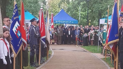 W bydgoskich obchodach rocznicy wybuchu Powstania Warszawskiego wzięły udział władze miasta, służby mundurowe i mieszkańcy/fot: Jolanta Fischer