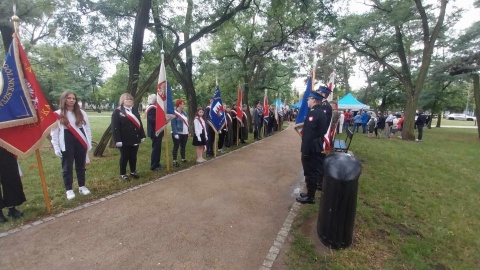 W bydgoskich obchodach rocznicy wybuchu Powstania Warszawskiego wzięły udział władze miasta, służby mundurowe i mieszkańcy/fot: Jolanta Fischer