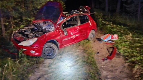 Dziewięć osób, w tym sześcioro dzieci, zostało zabranych do szpitala po wypadku w Miedznie (powiat świecki)/fot. Policja