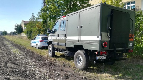 Do znaleziska wezwano saperów z Inowrocławia, którzy zabrali niebezpieczny przedmiot/fot. KPP Radziejów