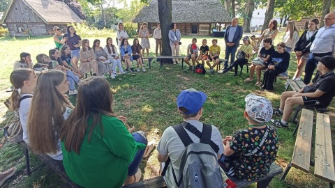 Kilkudziesięcioosobowa grupa dzieci i młodzieży z Obwodu Chmielnickiego w Ukrainie przyjechała do na Kujawy i Pomorze na kolonie/fot. Monika Kaczyńska