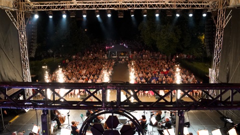 Koncert „Filharmonia pod gwiazdami. Muzyka ogni sztucznych”/fot. M. Kledzik, Filharmonia Pomorska Filharmonia Pomorska im. I. J. Paderewskiego w Bydgoszczy, Facebook