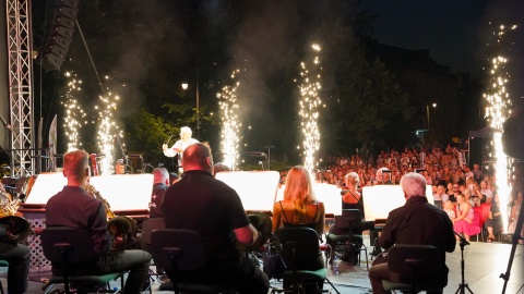 Koncert „Filharmonia pod gwiazdami. Muzyka ogni sztucznych”/fot. M. Kledzik, Filharmonia Pomorska Filharmonia Pomorska im. I. J. Paderewskiego w Bydgoszczy, Facebook