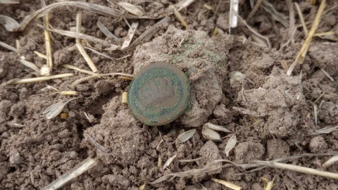 Przedmioty znalezione w czasie II Zlotu Poszukiwaczy Bitwy pod Koronowem/fot. Stowarzyszenie Historyczno-Archeologiczne Bractwo (nadesłane)