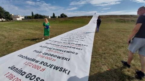 Konferencja poseł Magdaleny Łośko na rąbińskich górkach w Inowrocławiu/fot. Jolanta Fischer