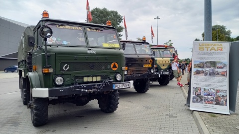 W Bydgoszczy można było podziwiać samochody retro m.in. ciężarówki. Do miasta przyjechali uczestnicy 9. Legendy Stara, czyli ogólnopolskiego zlotu zabytkowych pojazdów/fot. Tatiana Adonis