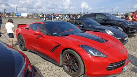 Pasjonaci motoryzacji zjechali do Torunia. W MotoParku zorganizowano rodzinny piknik z motoryzacją/fot. Monika Kaczyńska