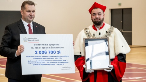 Inauguracja nowego roku akademickiego na Politechnice Bydgoskiej/fot. Tytus Żmijewski, PAP
