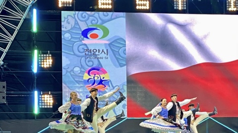 Zespół Pieśni i Tańca Ziemia Bydgoska wywalczył brąz podczas World Dance Festivalu w koreańskim mieście Cheonan/fot. Ziemia Bydgoska, Facebook