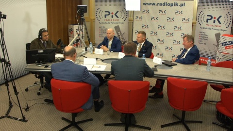 Uczestnicy debaty "jedynek" w studiu PR PiK