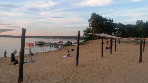 Mnóstwo zwierząt, muzyki i dobrej zabawy Charytatywny piknik na plaży w Pieczyskach