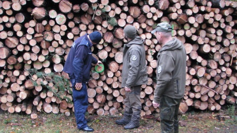 Wspólne patrole policjantów i leśników/fot. nadesłane