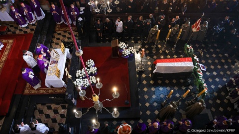 W Bazylice Mariackiej w Krakowie odbyły się uroczystości pogrzebowe Damy Orderu Orła Białego śp. prof. Wandy Półtawskiej/fot. Grzegorz jakubowski KPRP