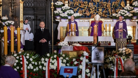 W Bazylice Mariackiej w Krakowie odbyły się uroczystości pogrzebowe Damy Orderu Orła Białego śp. prof. Wandy Półtawskiej/fot. Grzegorz jakubowski KPRP