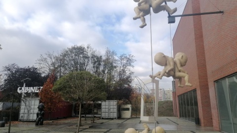 Instalacja „Opuszczone” Sylwestra Ambroziaka/fot. Iwona Muszytowska-Rzeszotek