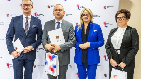 Gminy w regionie otrzymały kolejne dofinansowanie na gospodarkę wodno-ściekową/fot: Szymon Zdziiebło dla UMWKP
