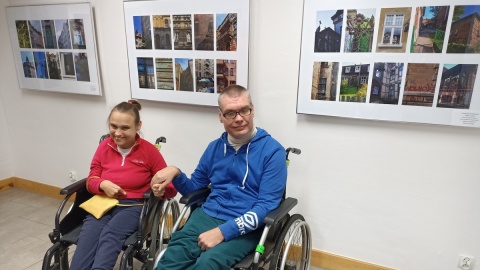 W Ośrodku Czytelnictwa Chorych i Niepełnosprawnych w Toruniu otwarto wystawę „Kąt widzenia"/fot. Monika Kaczyńska