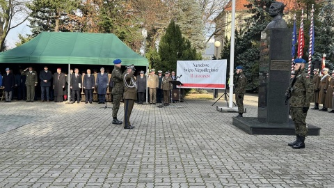 Wojewódzkie obchody Narodowego Święta Niepodległości na placu przed Inspektoratem Wsparca Sił Zbrojnych w Bydgoszczy/fot. Inspektorat Wsparcia Sił Zbrojnch w Bydgoszczy, Facebook