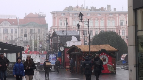 Jarmark Świąteczny na ul. Mostowej (jw)