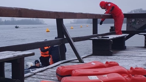 Manewry ratownicze na Jeziorze Gopło/fot. Policja