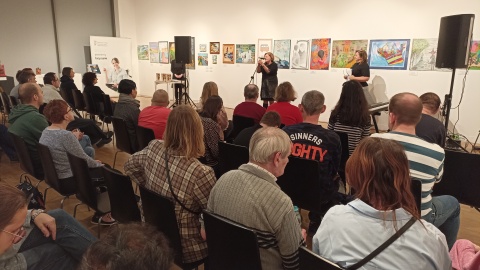 Osoby z niepełnosprawnościami prezentują swoje talenty w Centrum Sztuki Współczesnej w Toruniu/fot. Monika Kaczyńska