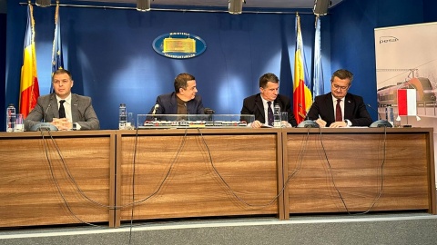 Podpisanie umowy między Pesą a Kolejami Rumuńskimi/fot. PESA S.A.