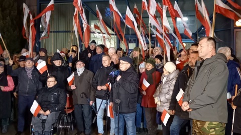 Manifestacja przed siedzibą TVP Bydgoszcz/fot. Tatiana Adonis