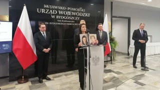 Msza św., wystawy i uroczystości na cmentarzu. Pamiętamy o Żołnierzach Wyklętych [program]