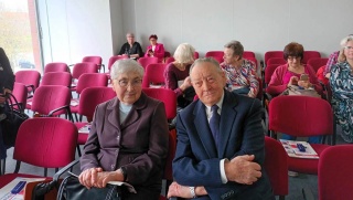 Od lat układał dywany kwiatowe na Wyspie Młyńskiej. Ryszard Pukszto z medalem marszałka
