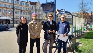 Działacze partii Razem krytycznie o przebudowie bydgoskiego ronda Jagiellonów [wideo]