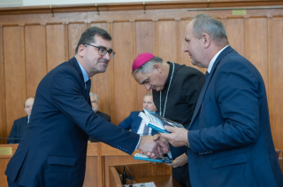 Biografii nie da się napisać, szybko przeglądając teczki. Historycy o Karolu Wojtyle