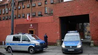 Były minister skarbu oskarżony o korupcję opuszcza areszt. Prokuratura nie miała wyjścia [OŚWIADCZENIE]