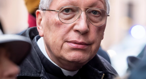 Dekret biskupa: ksiądz Kneblewski nie może się wypowiadać w mediach