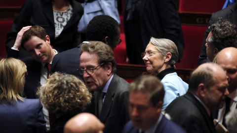 Francuscy deputowani odrzucili wotum nieufności wobec rządu Elisabeth Borne