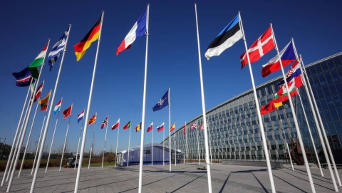 Po latach neutralności Finlandia stanie się we wtorek 31. członkiem NATO